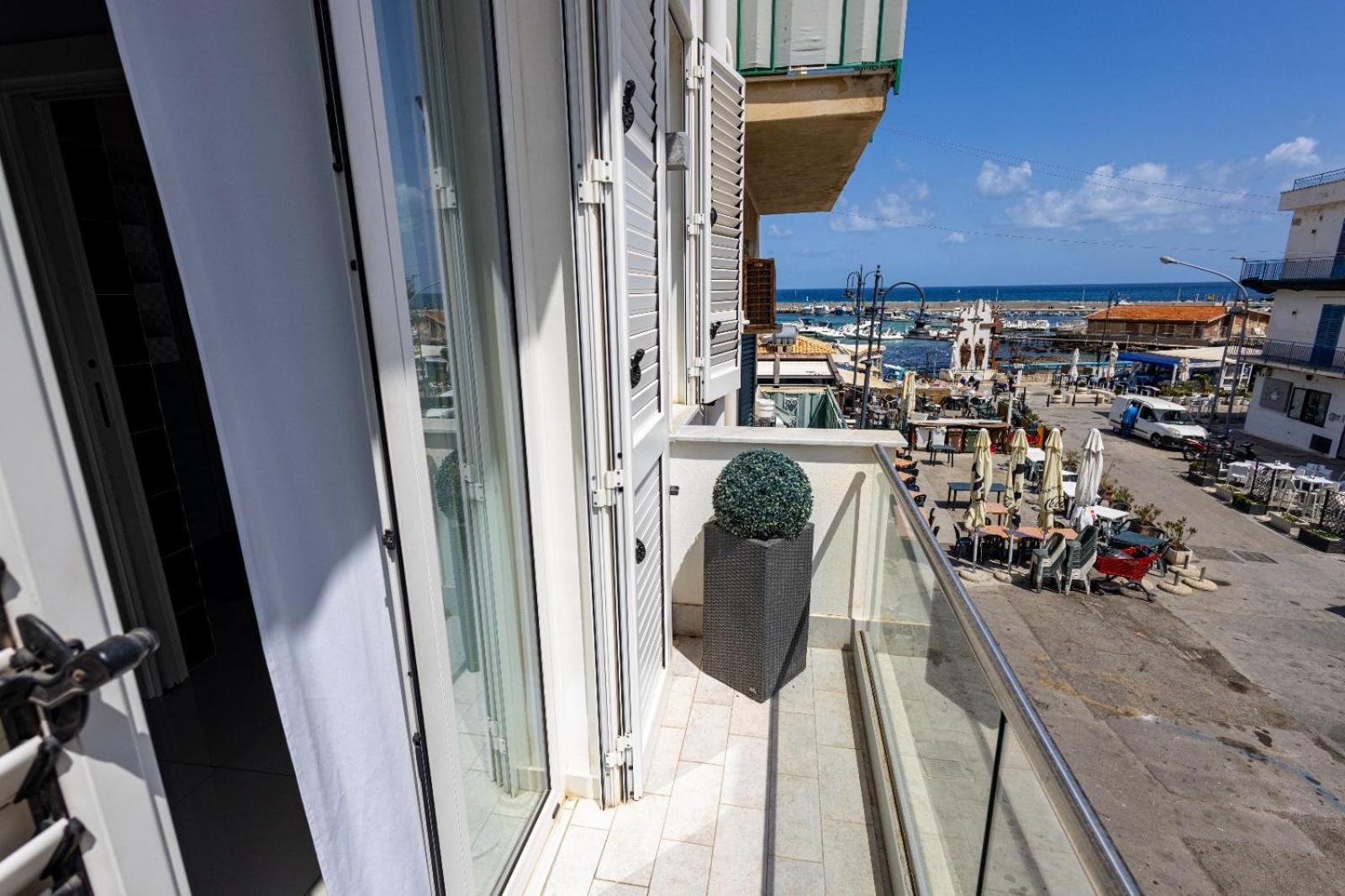 La Piazzetta A Mare Holiday House สเฟอร์ราคาวาลโล ภายนอก รูปภาพ
